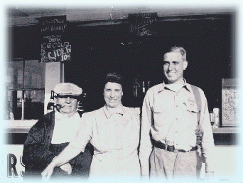 picture 1936 of Wiliam, wife julia and son bernard 1936 in front of original blue top drive-in